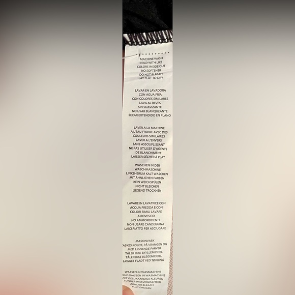 NWT!😎Fabletics!🤩Demi Lavato!😎Logan-racerback strap tank/size-S - Picture 9 of 11